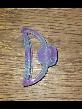 Purple Gradient Medium Sized Hair Claw BNIB
